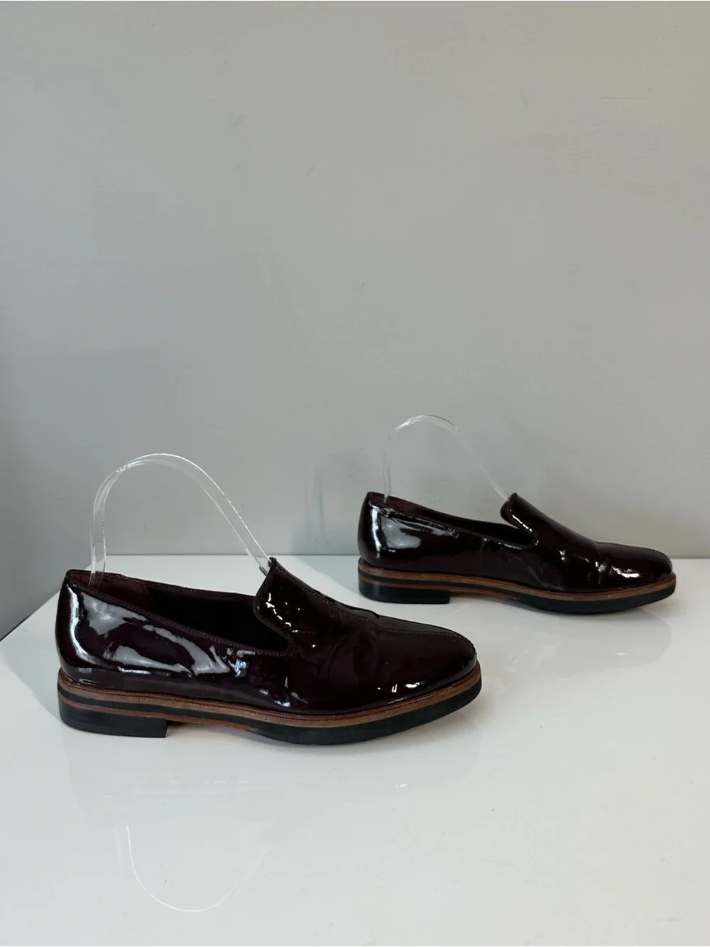 Clarks Frida Aubergine Patent Leather Loafers Size 6